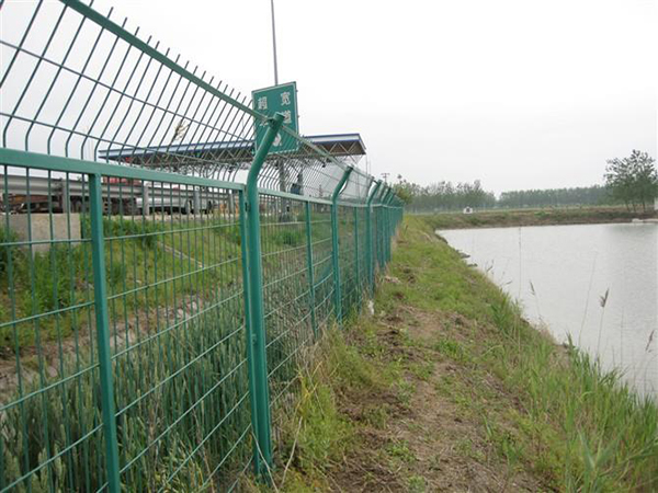 廣西水庫隔離柵圖片2 廣西水庫隔離柵圖片2