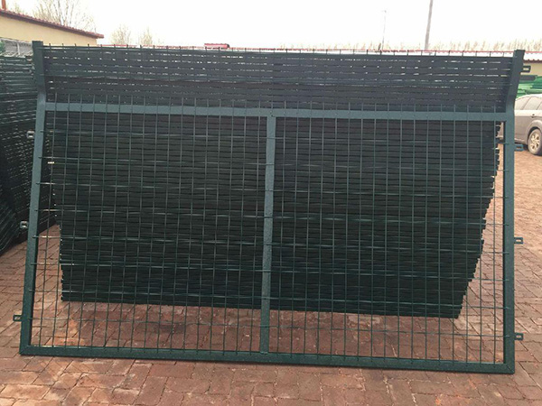 銀川高速鐵路防護(hù)欄圖片4 銀川高速鐵路防護(hù)欄圖片4