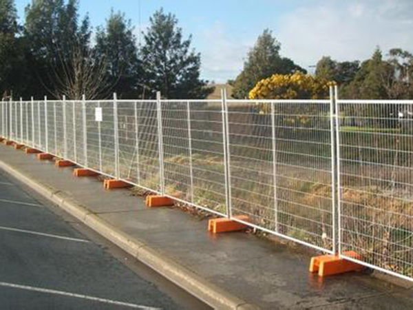 鄭州臨時防護欄圖片4 鄭州臨時防護欄圖片4