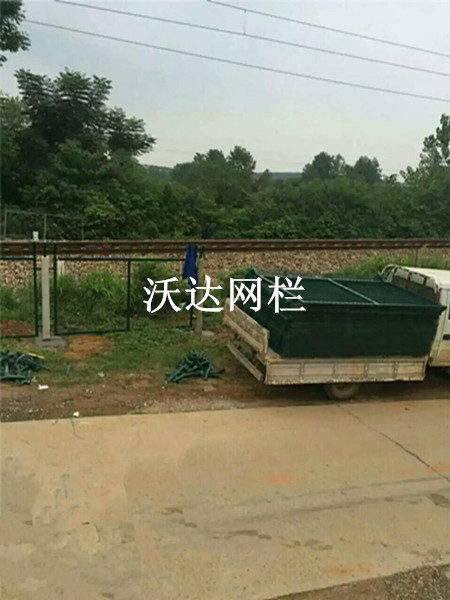 海南滬昆鐵路貴州段防護柵欄護欄網項目圖片3 海南滬昆鐵路貴州段防護柵欄護欄網項目圖片3