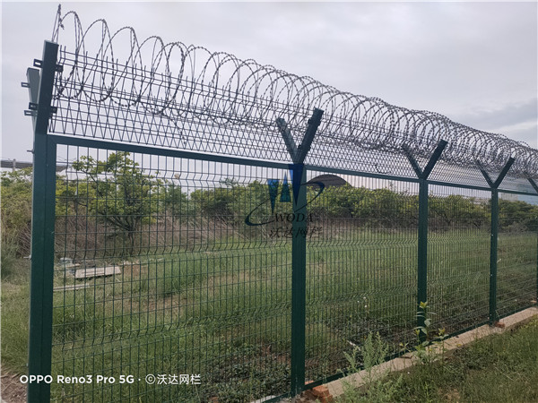 廣西云南機場鋼筋網圍界護欄網圖片2 廣西云南機場鋼筋網圍界護欄網圖片2