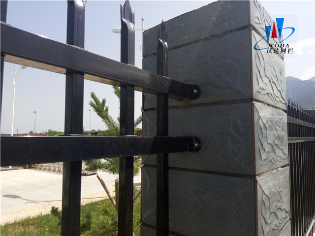 廣西圍墻鐵藝護欄圖片2