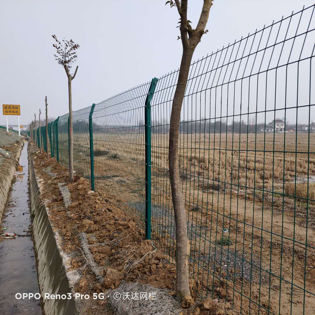 廣西高速公路護欄網圖片3