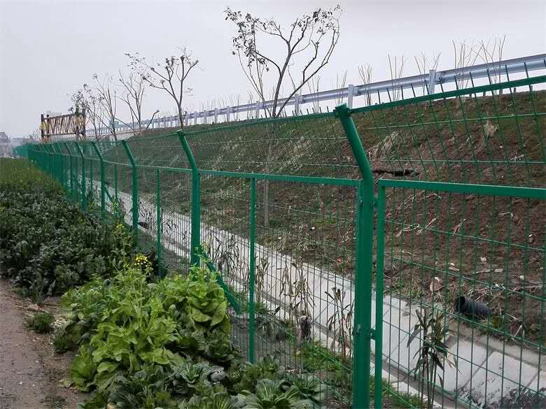 廣西高速公路護欄網圖片4