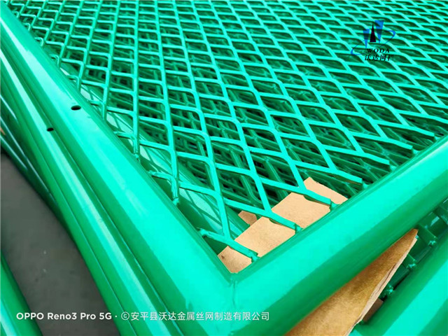 廣西鋼板網(wǎng)護欄圖片6