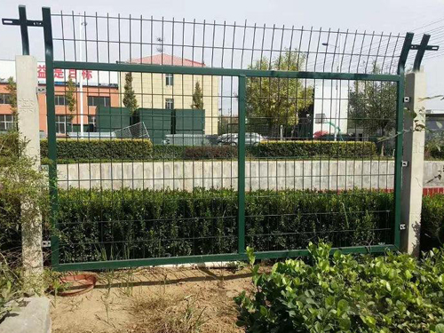 廣西鐵路防護(hù)柵欄圖片5 廣西鐵路防護(hù)柵欄圖片5