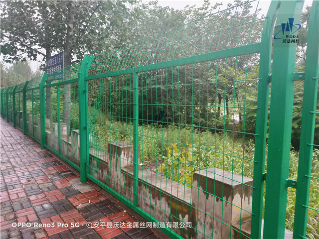 廣西廠區隔離網圖片3